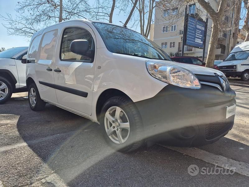 Usata Renault Kangoo 95 CV (69 kW) 2019 Bianco Monovolume