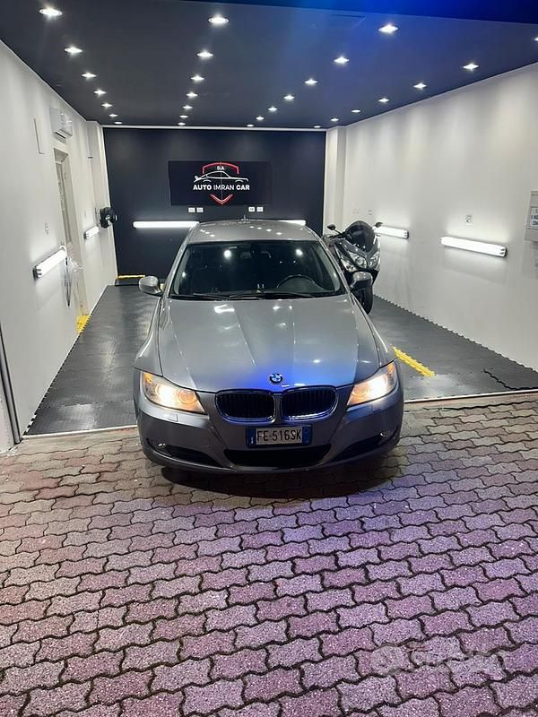 Usata BMW 320 150 CV (110 kW) 2009 Grigio Station wagon