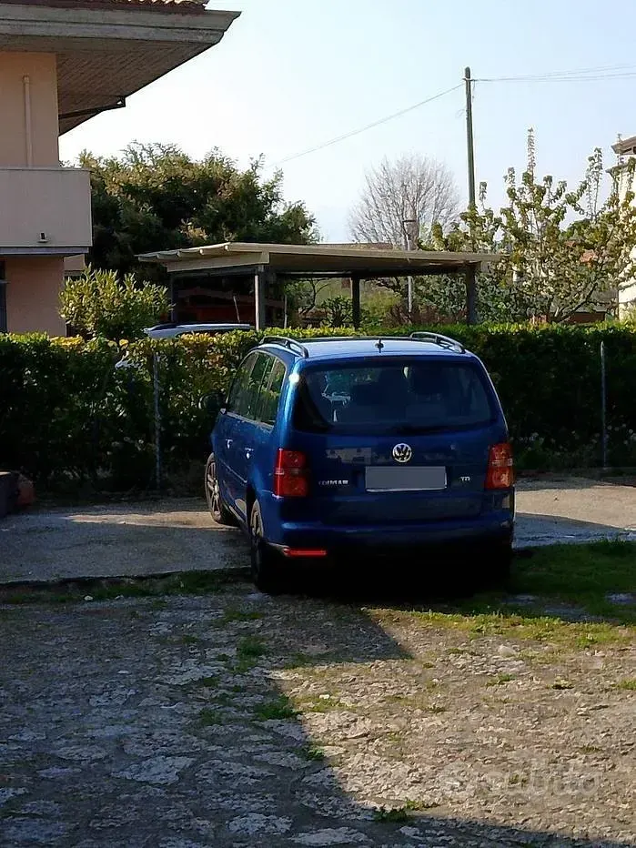 Usata VW Touran 105 CV (77 kW) 2008 Monovolume