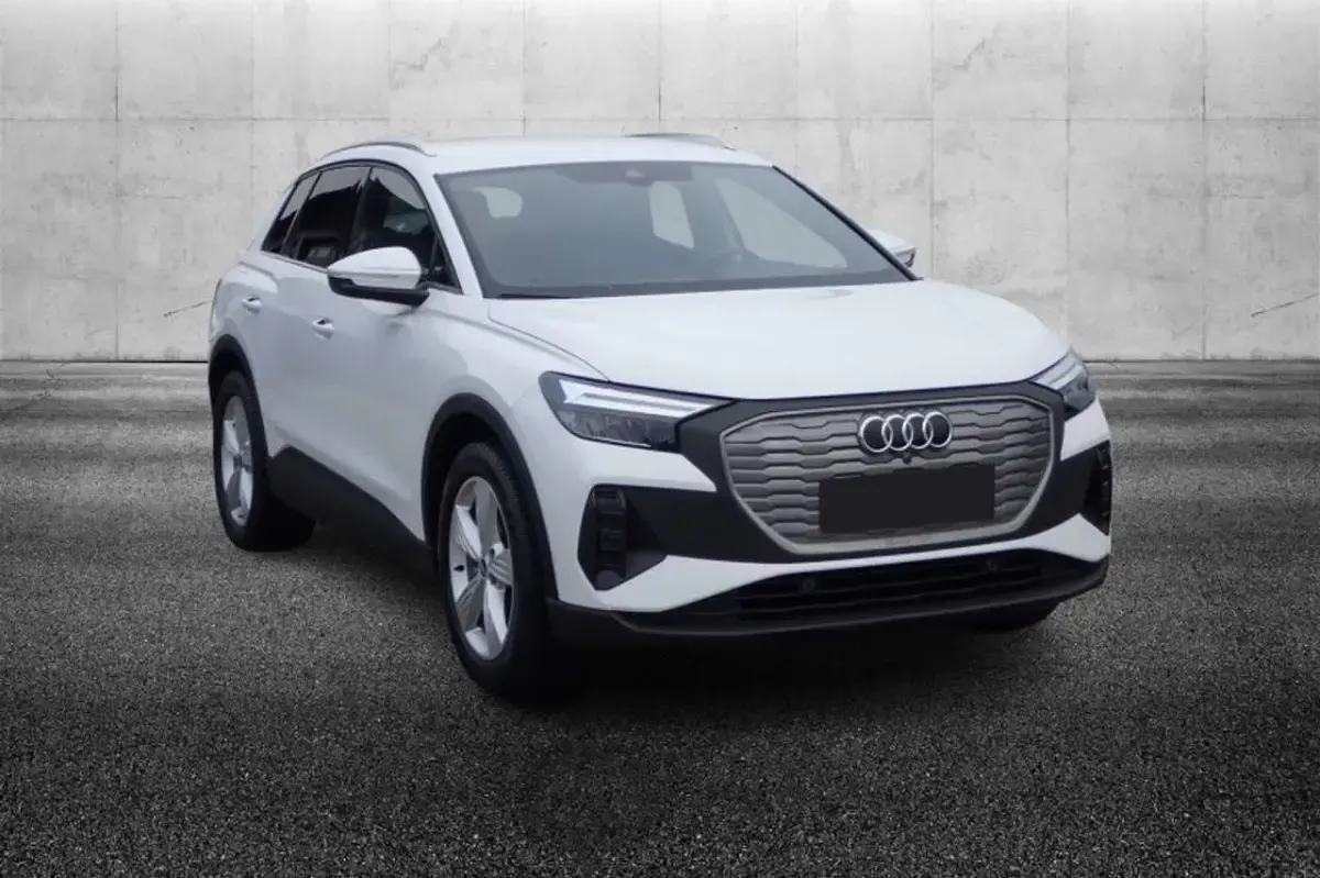 Usata Audi Q4 e-tron 69 kW (95 CV) 2021 Bianco SUV