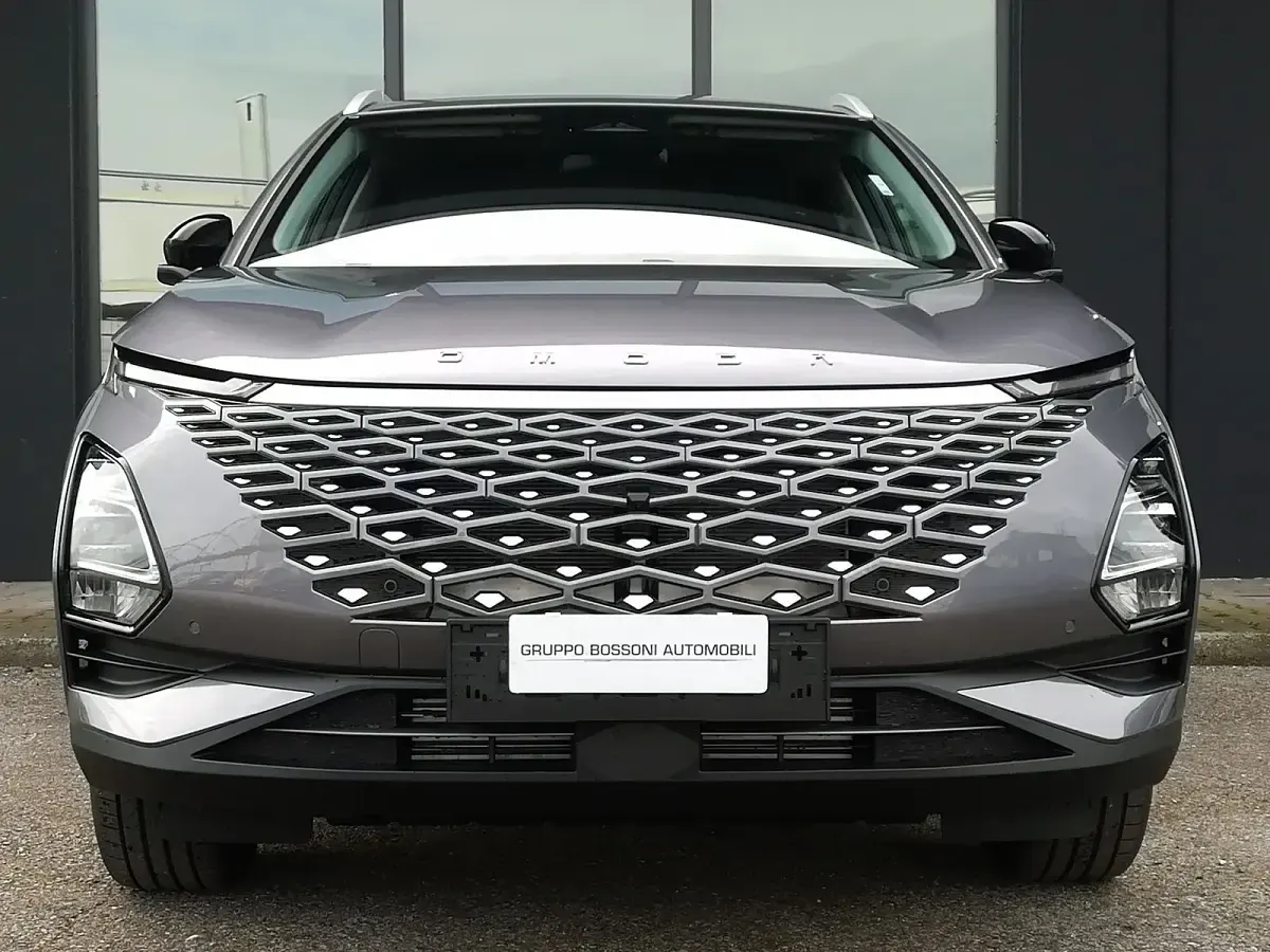 Usata Omoda 5 147 CV (108 kW) 2025 Grigio SUV