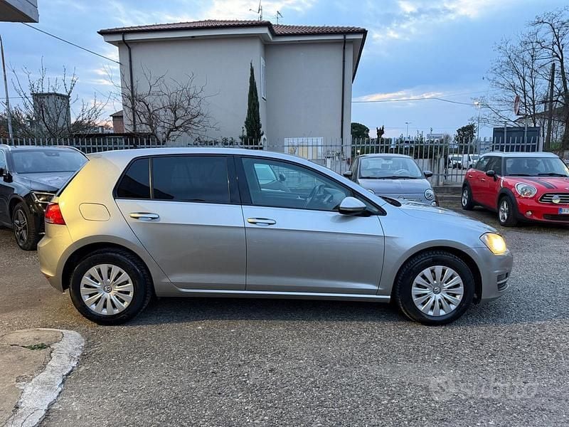 Usata VW Golf VII Trendline 86 CV (63 kW) 2016 Grigio Berlina