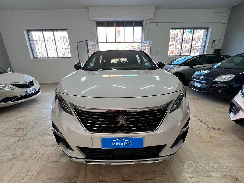 Bianco Usata 2019 Peugeot 5008 GT-line Tre volumi | 18.500 € (Buon prezzo) - Immagine 1/4