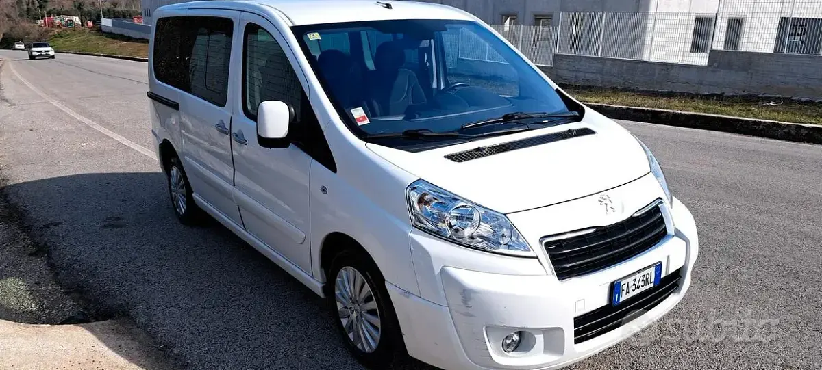 Usata Peugeot TePee Access 128 CV (94 kW) 2015 Bianco Monovolume