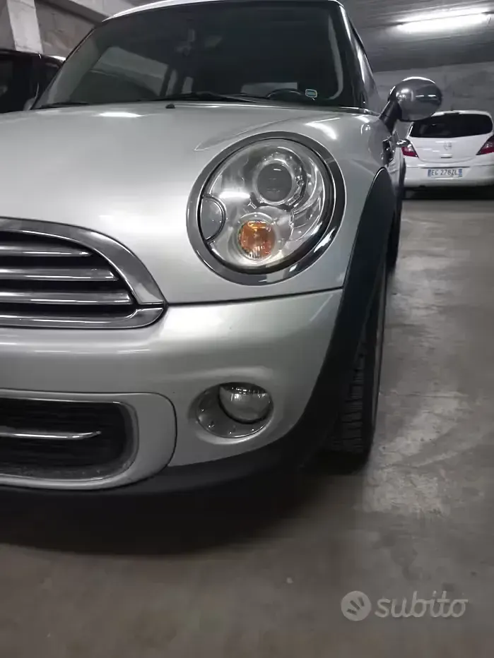 Usata Mini Cooper 122 CV (89 kW) 2010 Grigio Utilitaria