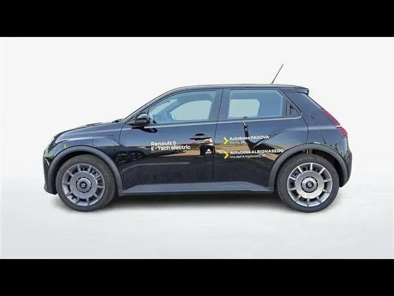 Nuova Renault R5 Urban 11 kW (15 CV) 2026 Nero Utilitaria