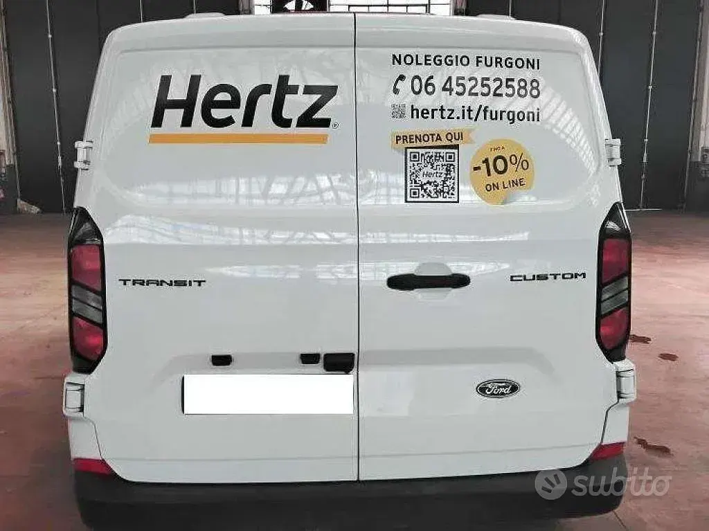 Usata Ford Transit Custom Trend 136 CV (100 kW) 2024 Frozen white Furgone