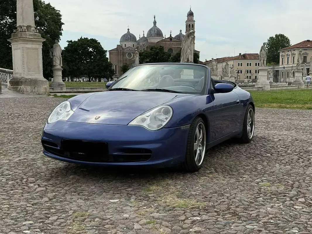 Usata Porsche 911 Carrera Cabriolet 300 CV (220 kW) 2000 Blu/azzurro Cabrio