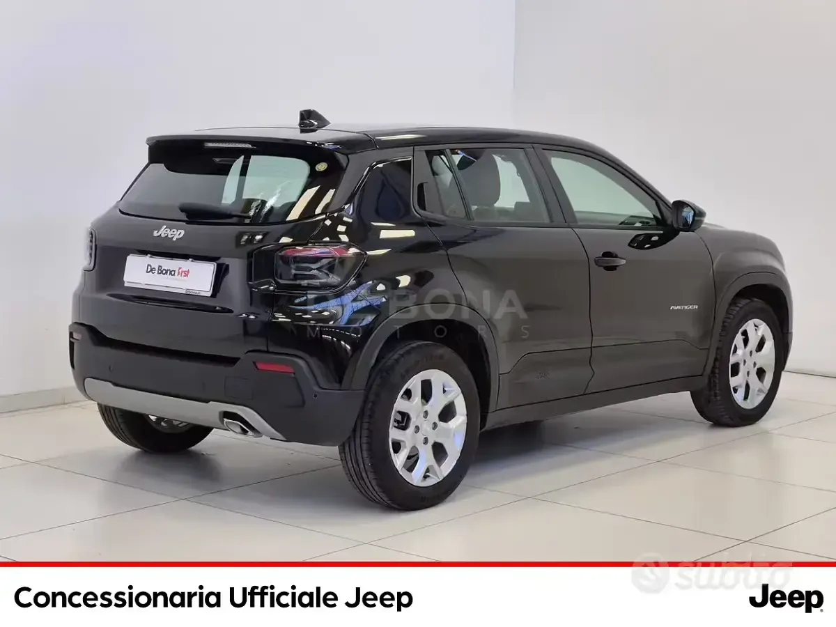 Usata Jeep Avenger Altitude 101 CV (74 kW) 2023 Nero SUV