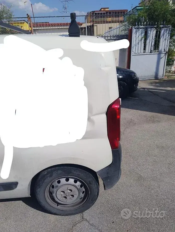 Usata Peugeot Bipper 75 CV (55 kW) 2013 Bianco Monovolume