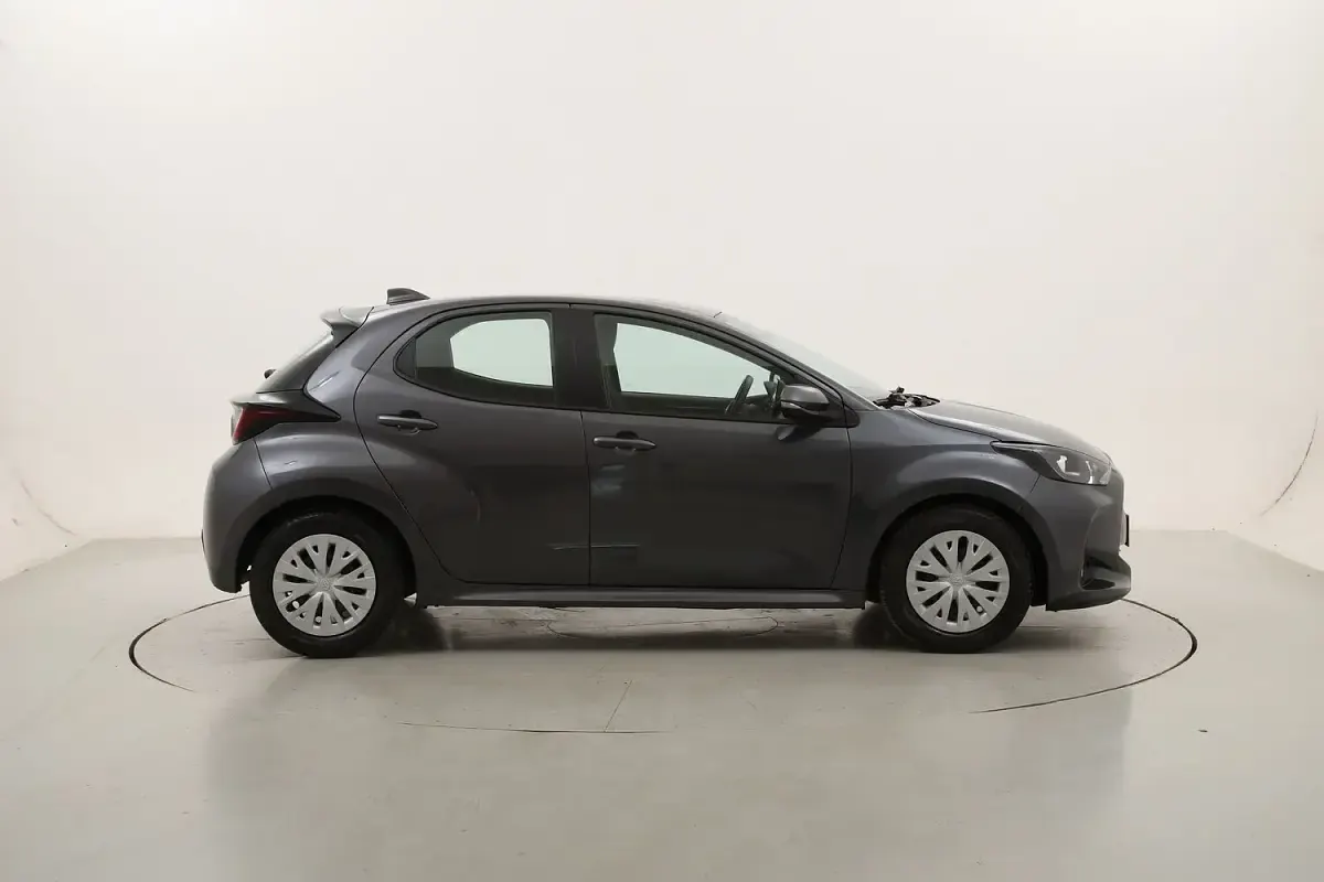 Usata Toyota Yaris Business Edition 72 CV (52 kW) 2023 Utilitaria