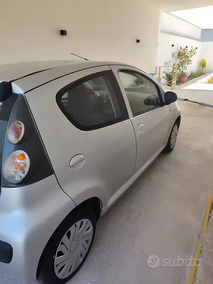 Usata Citroën C1 68 CV (50 kW) 2007 Grigio Utilitaria