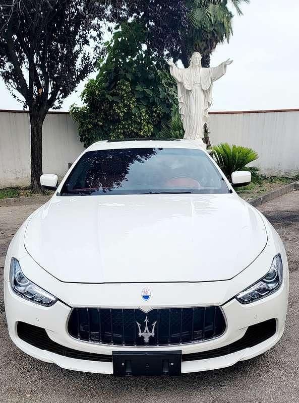Usata Maserati Ghibli 275 CV (202 kW) 2014 Bianco Berlina