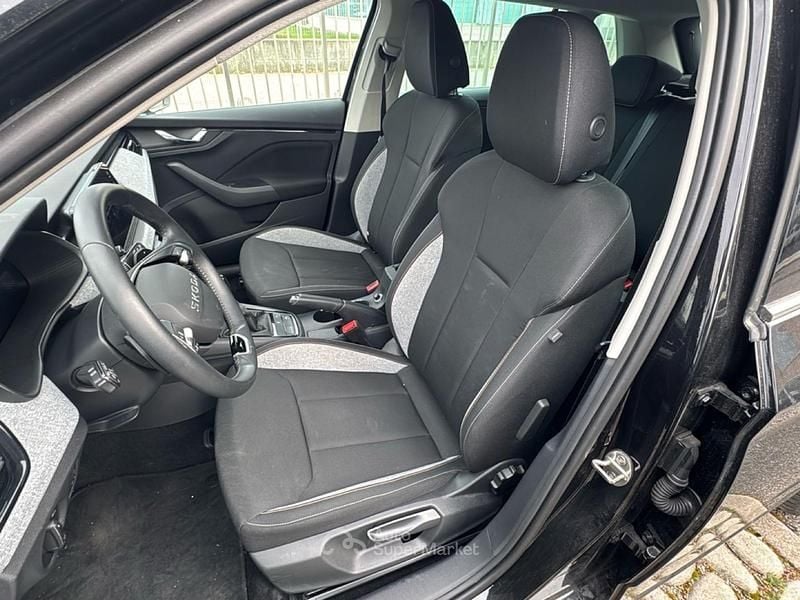 Usata Skoda Kamiq Selection 116 CV (85 kW) 2025 Nero SUV