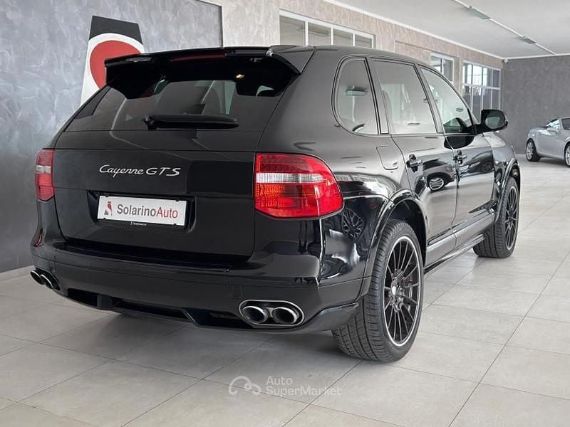 Nuova Porsche Cayenne 405 CV (297 kW) 2026 Nero SUV