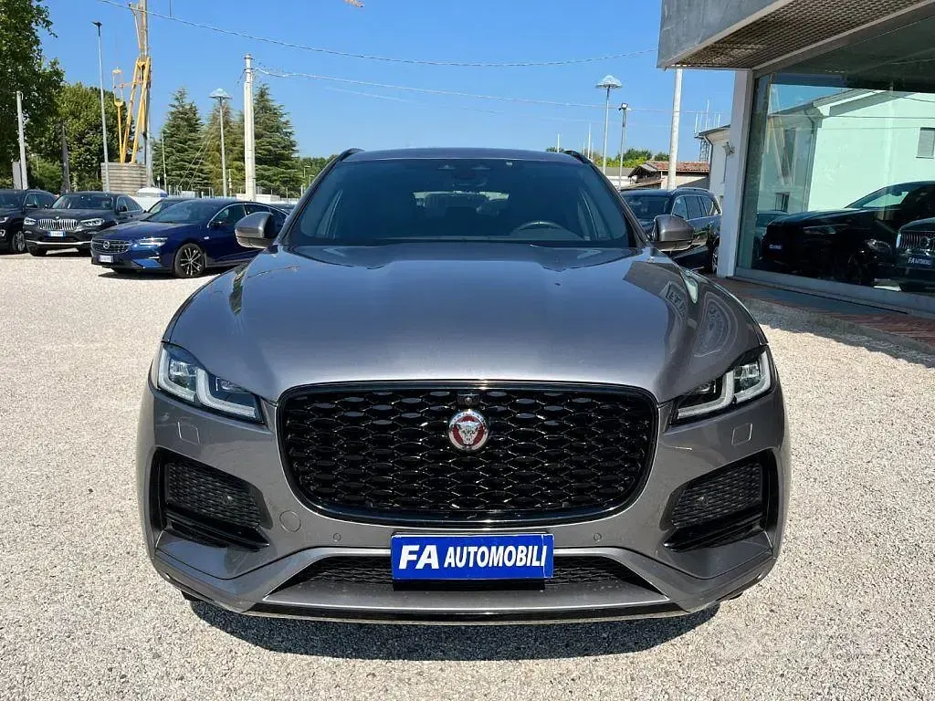 Usata Jaguar F-Pace SE 204 CV (150 kW) 2021 Grigio SUV