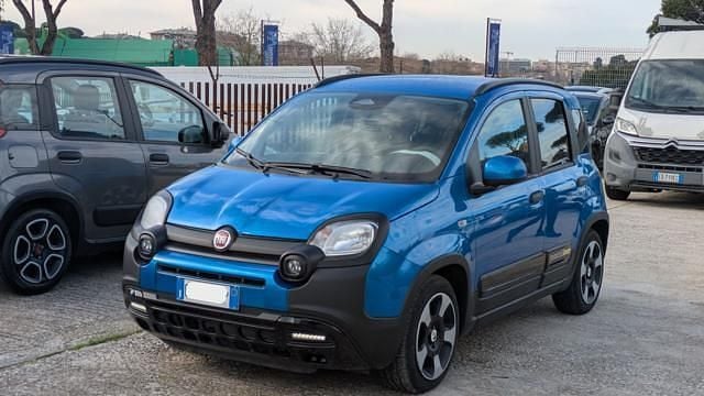 Usata Fiat Panda Cross 70 CV (51 kW) 2025 Blu Utilitaria