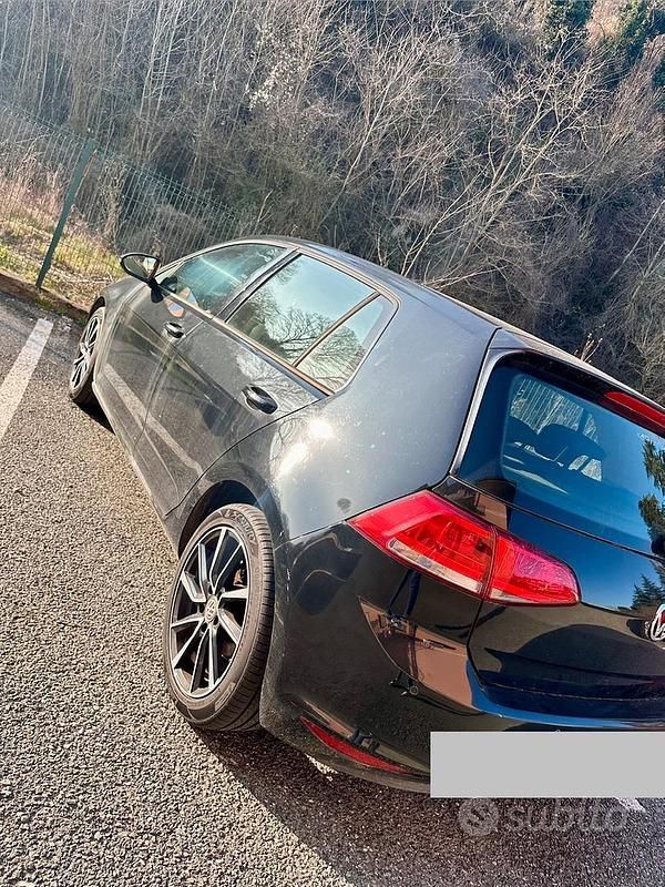 Usata VW Golf VII Sound 90 CV (66 kW) 2014 Berlina