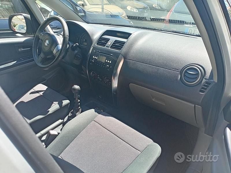 Usata Suzuki SX4 120 CV (88 kW) 2008 Grigio Station wagon