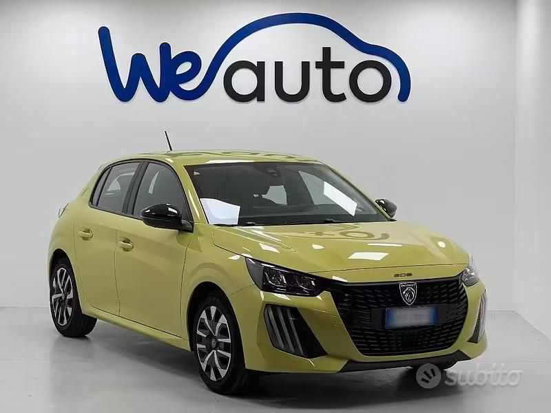 Usata Peugeot 208 Style 75 CV (55 kW) 2024 Giallo Utilitaria