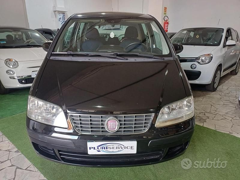 Usata Fiat Idea 95 CV (69 kW) 2011 Nero Monovolume