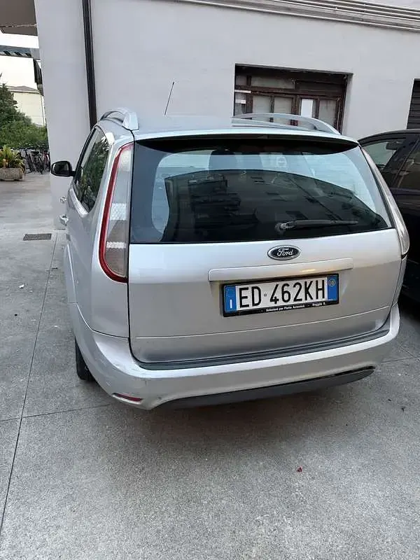 Usata Ford Focus 109 CV (80 kW) 2010 Station wagon