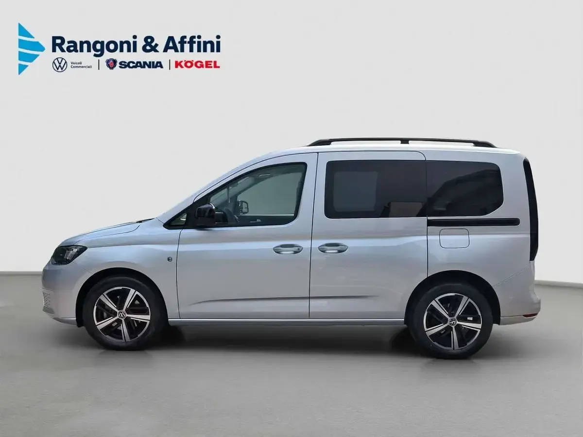 Usata VW Caddy Life 116 CV (85 kW) 2024 Argento Monovolume