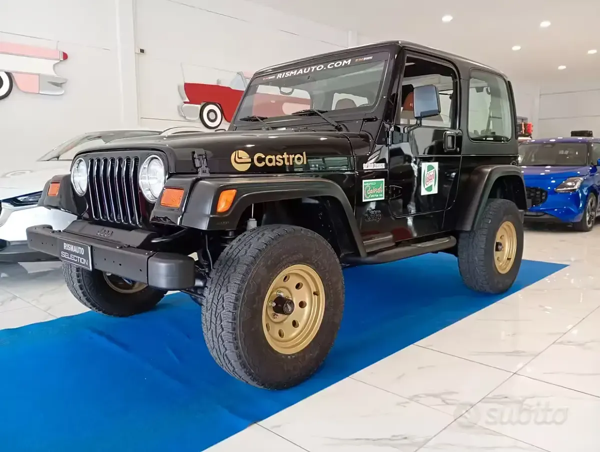Usata Jeep Wrangler 177 CV (130 kW) 1997 Nero SUV