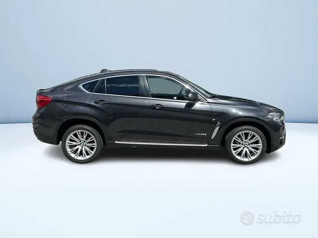 Usata BMW X6 Comfort Edition 249 CV (183 kW) 2017 Antracite metallizzato SUV