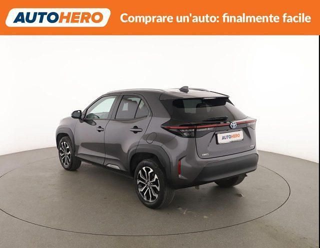 Usata Toyota Yaris Cross Trend 92 CV (67 kW) 2022 Grigio SUV