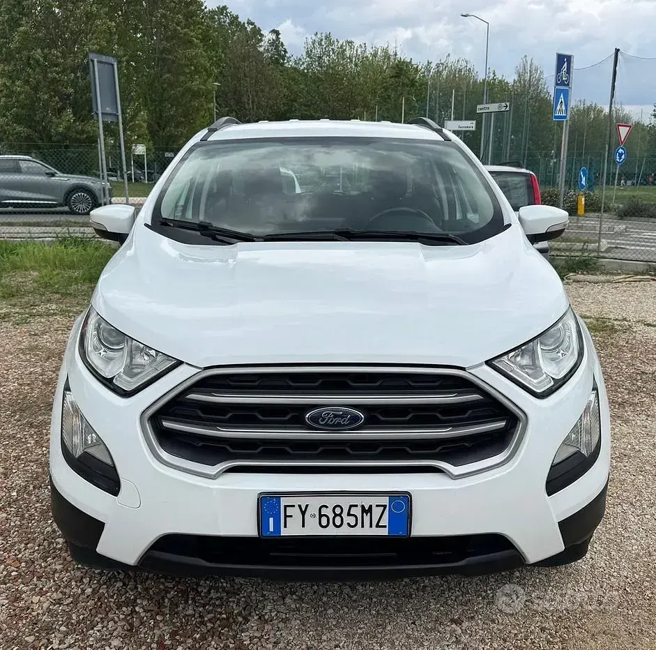 Usado Ford Ecosport Business Edition 99 CV (72 kW) 2019 Blanco SUV