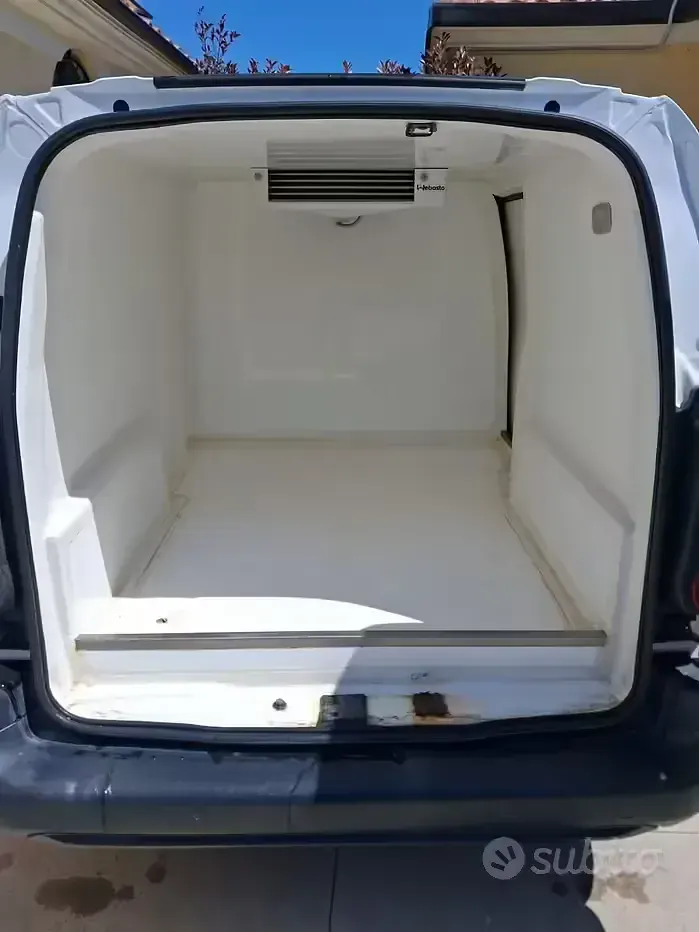 Usata Peugeot Partner 102 CV (75 kW) 2019 Monovolume