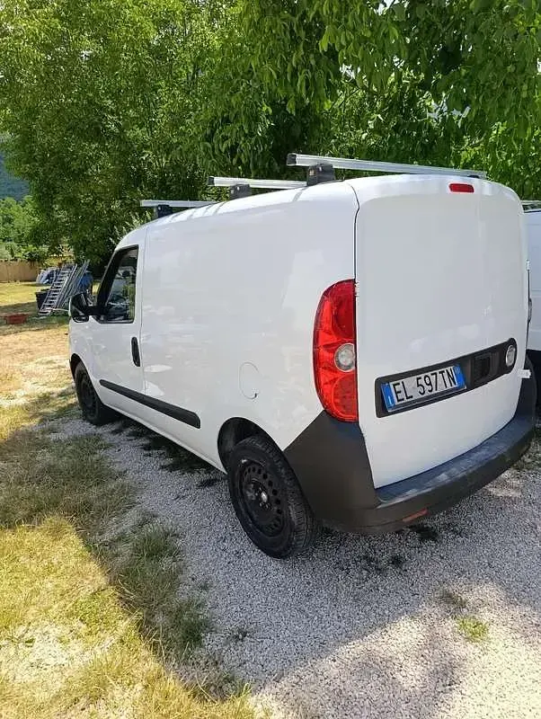 Usata Fiat Doblò Dynamic 120 CV (88 kW) 2013 Monovolume