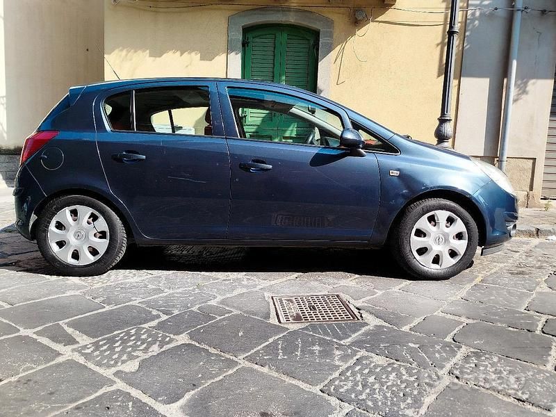 Usata Opel Corsa 80 CV (58 kW) 2008 Blu Berlina