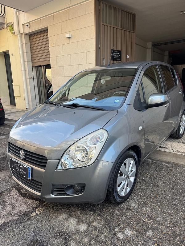 Usata Suzuki Splash GLS 65 CV (47 kW) 2010 Grigio Utilitaria