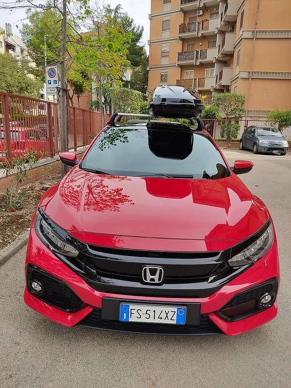 Rosso Usata 2019 Honda Civic Tre volumi | 16.000 € (Buon prezzo) - Immagine 1/4