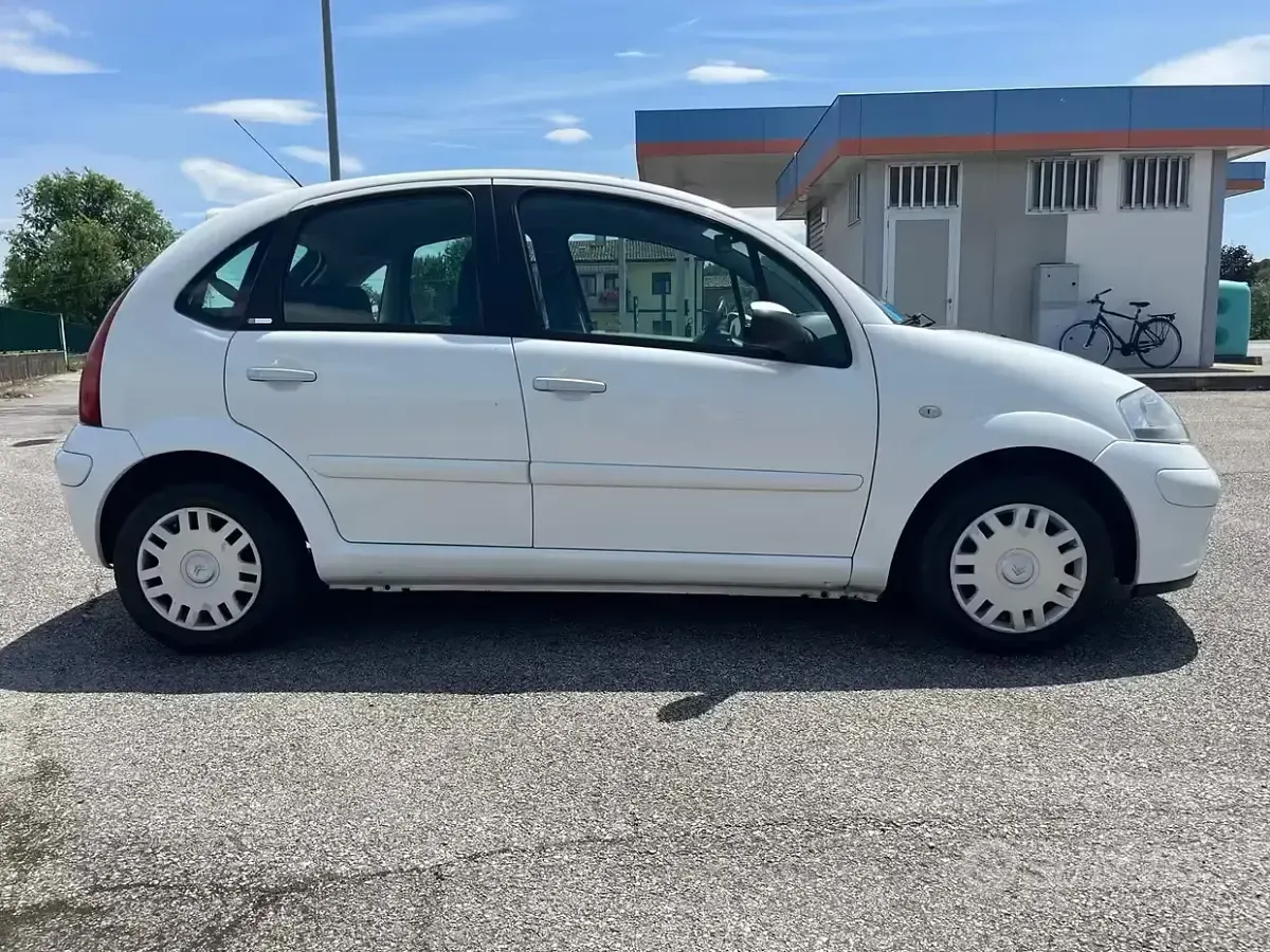 Usata Citroën C3 60 CV (44 kW) 2010 Bianco Berlina
