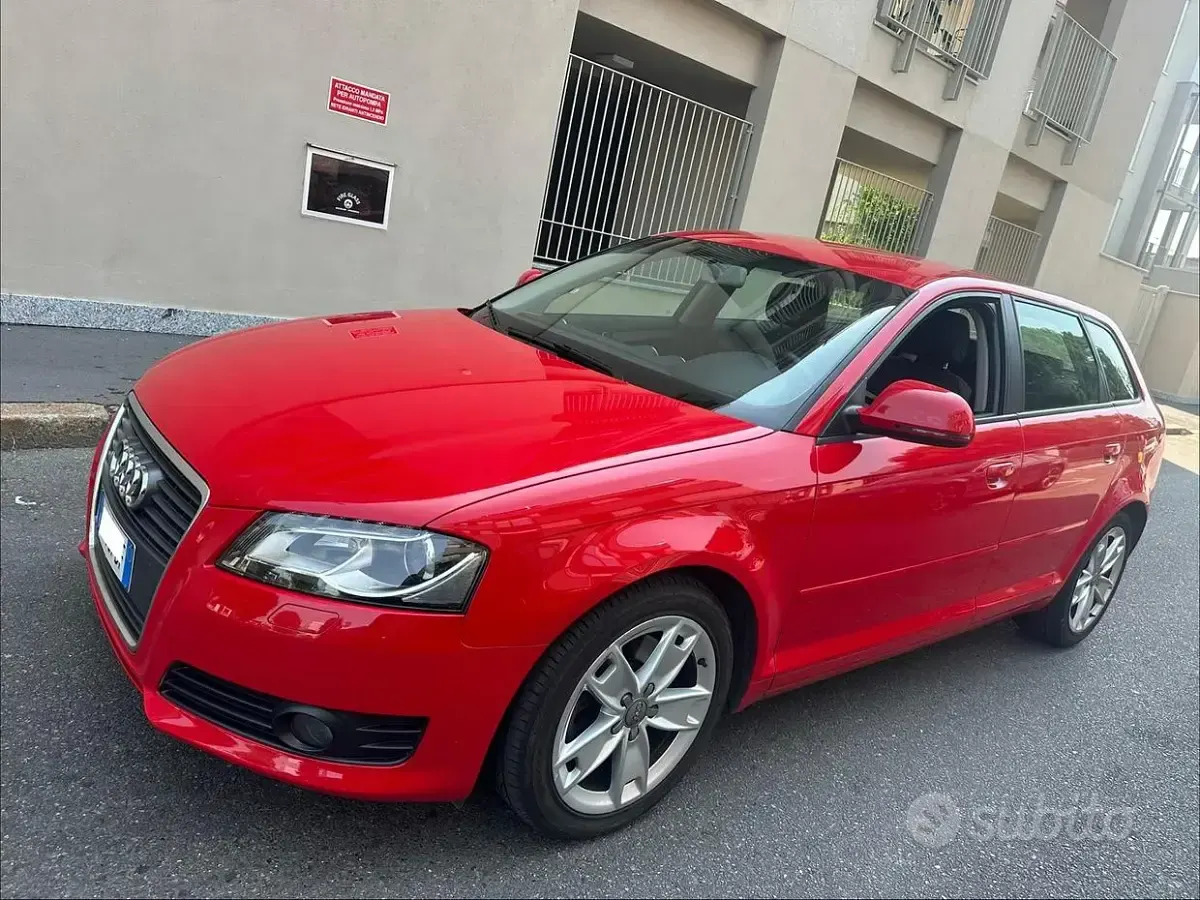 Usata Audi A3 Ambition 170 CV (125 kW) 2010 Rosso Utilitaria