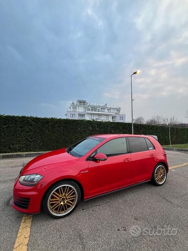 Usata VW Golf VII GTI 220 CV (161 kW) 2013 Rosso Berlina