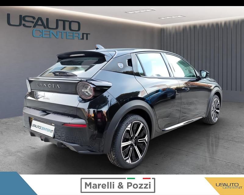 Usata Lancia Ypsilon 100 CV (73 kW) 2024 Utilitaria