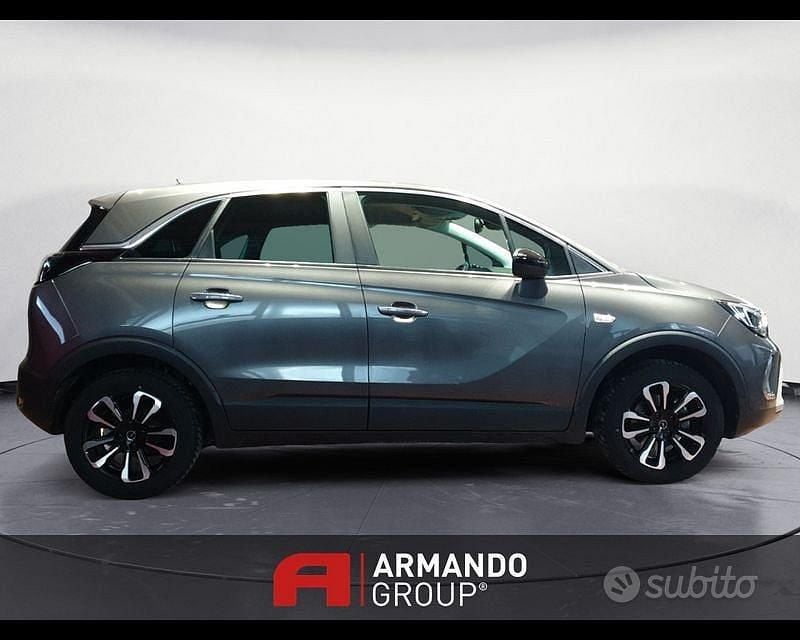 Usata Opel Crossland X Elegance 110 CV (80 kW) 2023 Grigio SUV
