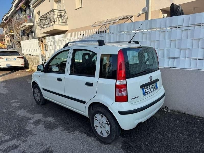 Usata 2011 Fiat Panda Active Utilitaria | 2900 € (Super prezzo) - Immagine 1/3