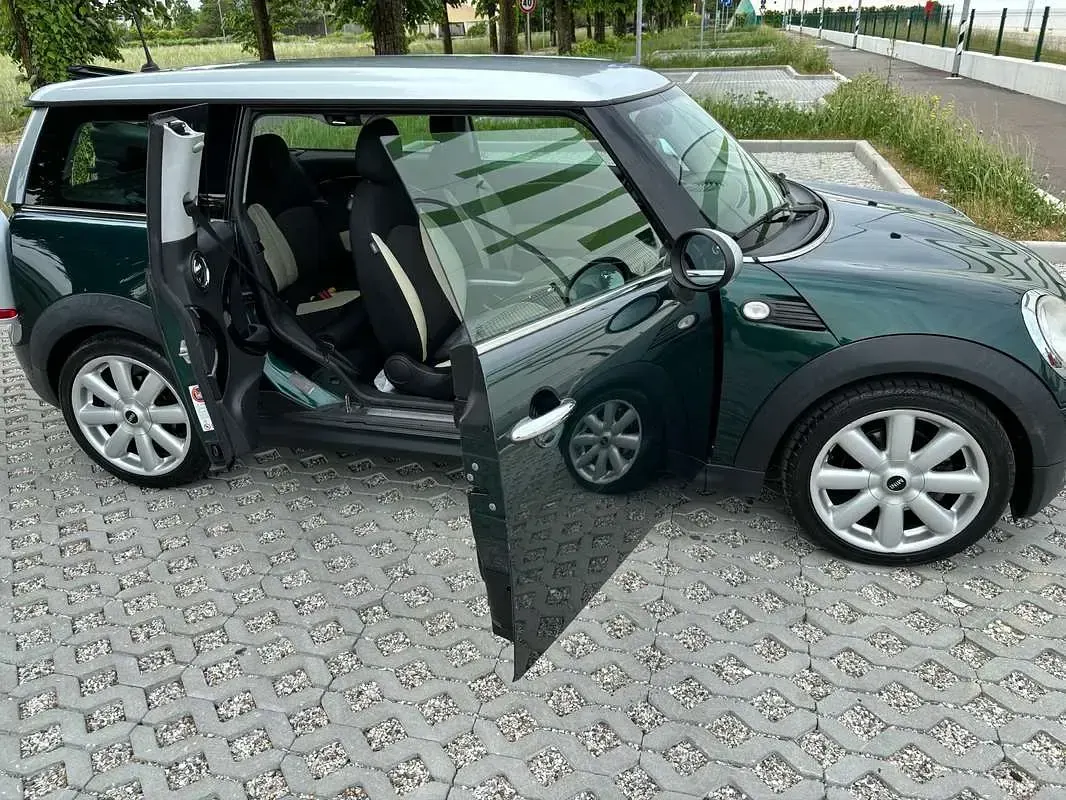 Usata Mini Cooper Clubman 120 CV (88 kW) 2010 Verde Station wagon
