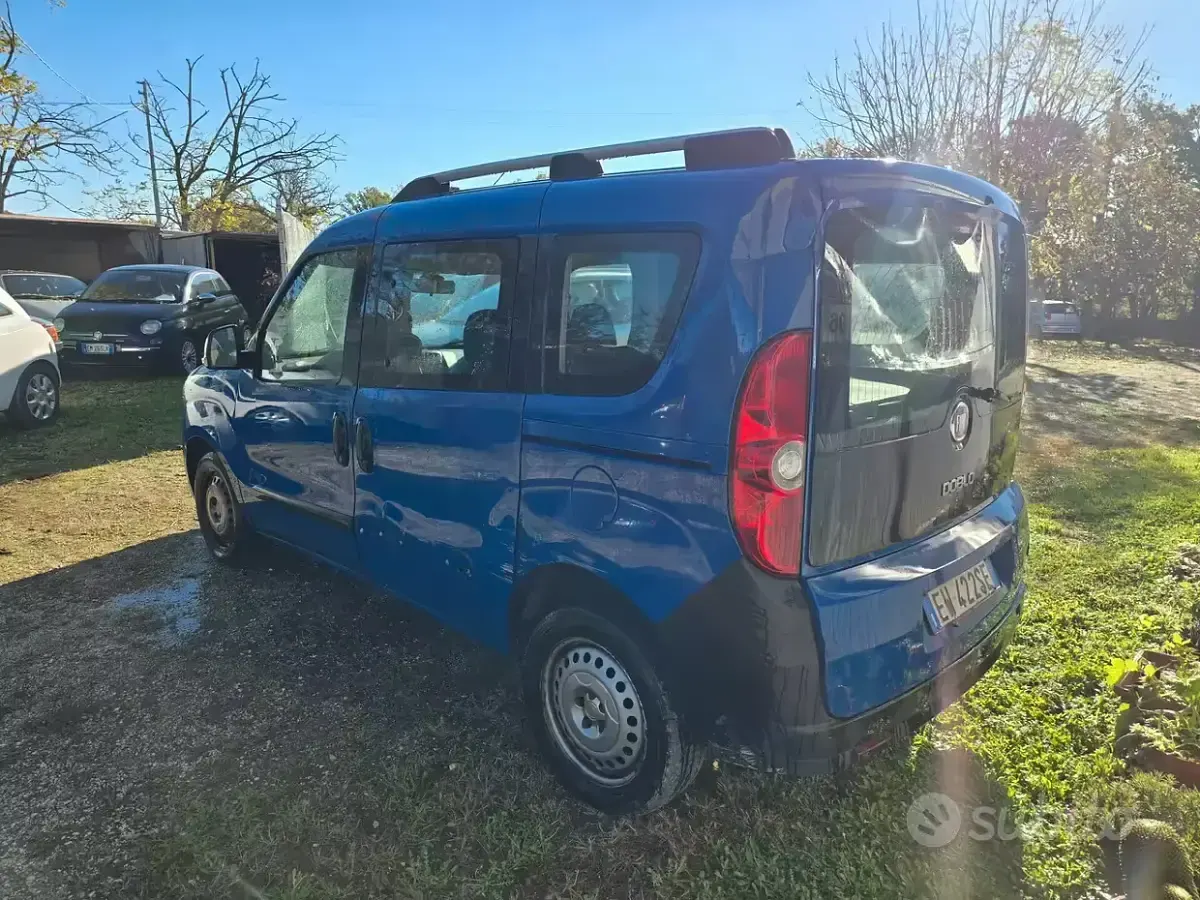 Usata Fiat Doblò Pop 105 CV (77 kW) 2014 Blu Monovolume
