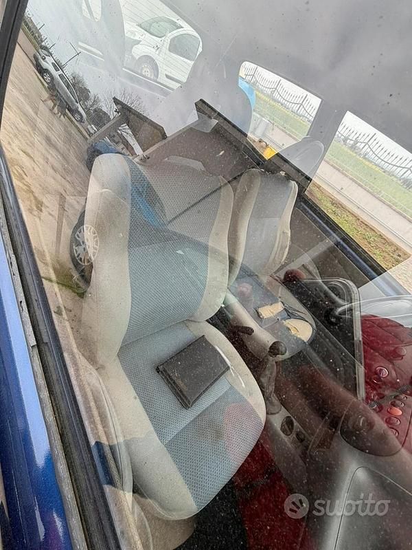 Usata Fiat 600 2000 Blu Utilitaria