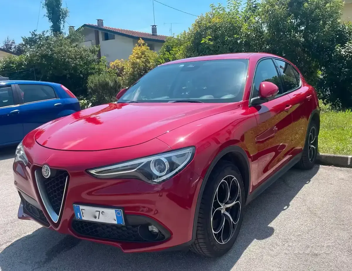 Usata Alfa Romeo Stelvio 210 CV (154 kW) 2018 Rosso SUV