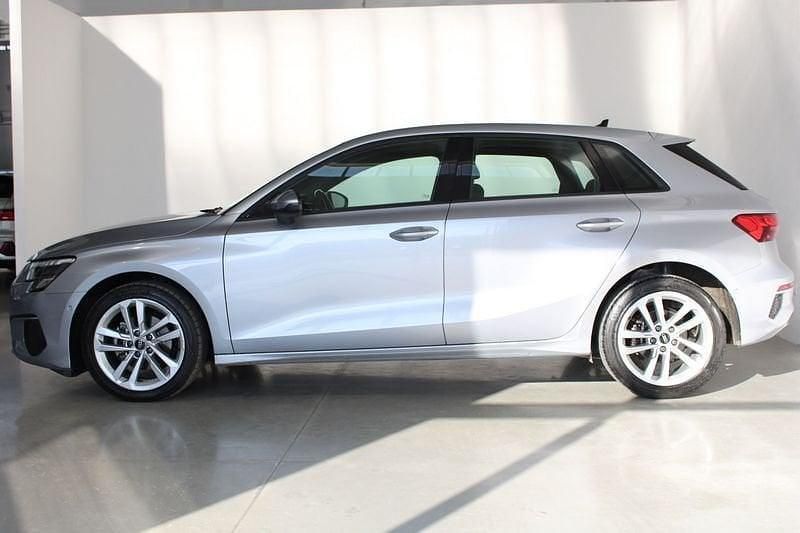 Usata Audi A3 Sportback Business 150 CV (110 kW) 2021 Utilitaria