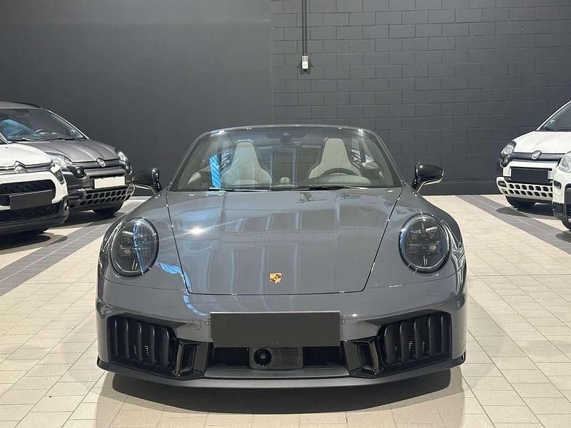 Second-hand Porsche 911 541 CP (397 kW) 2024 Other Cabrio