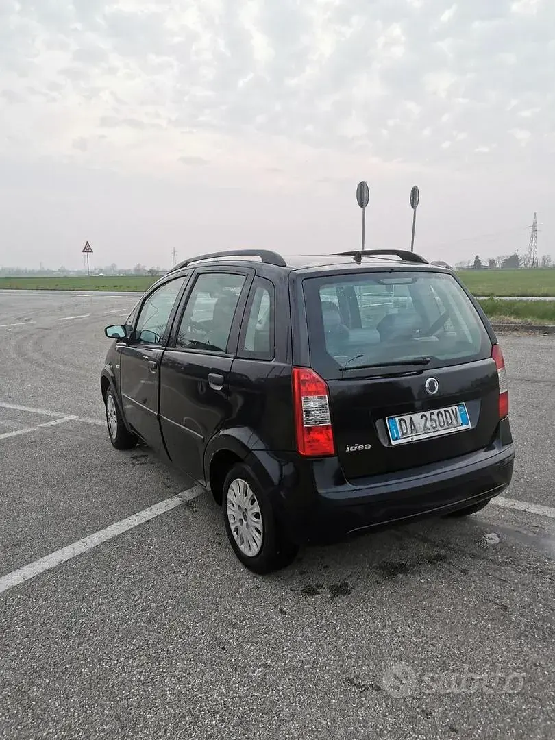 Usata Fiat Idea 80 CV (58 kW) 2006 Nero Monovolume