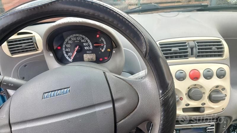 Käytetty Fiat Seicento 54 HP (39 kW) 2006 Viistoperä